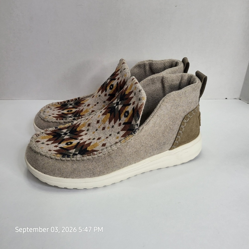 Hey Dude womens Size 9 Denny Aztec Shoes With Buckle Exclusive Design - Picture 7 of 13